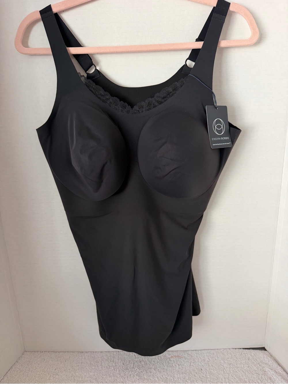 Evelyn & Bobbie Laced Trimmed V-Neck Seamless Bra Cami NWT 2X